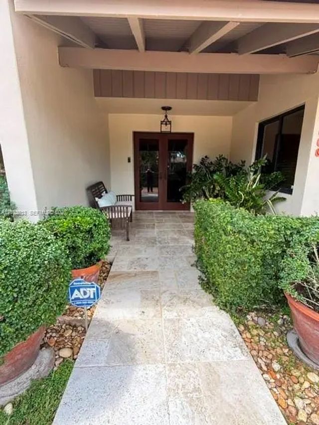 4 of 10 - 2230 Sw 131st Place, Miami, FL
