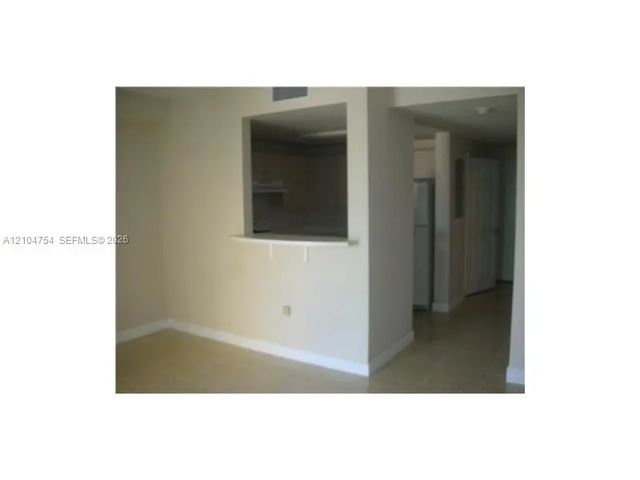 5 of 26 - 50 Menores Avenue #612, Coral Gables, FL