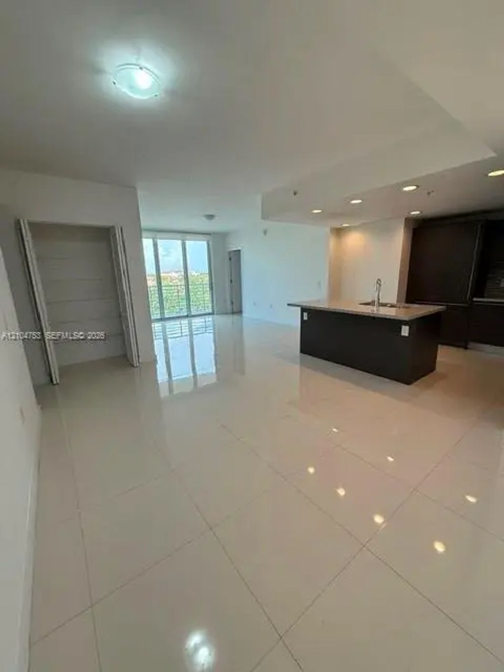 7875 Nw 107th Avenue #608, Doral