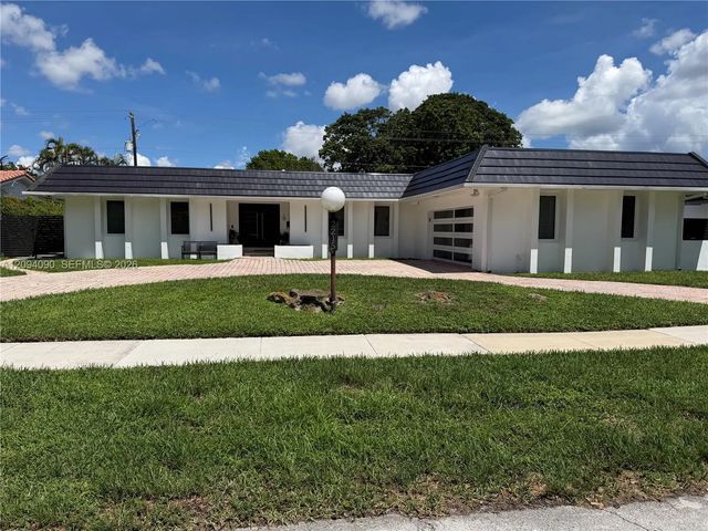 2 of 75 - 2215 Ne 204th Street, Miami, FL