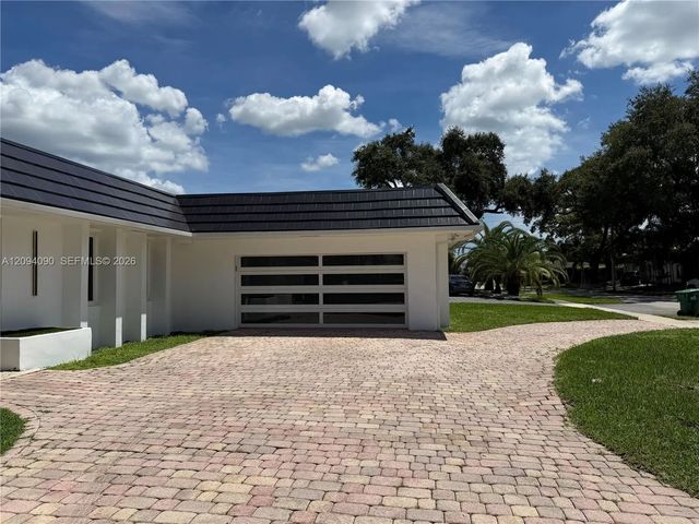 3 of 75 - 2215 Ne 204th Street, Miami, FL