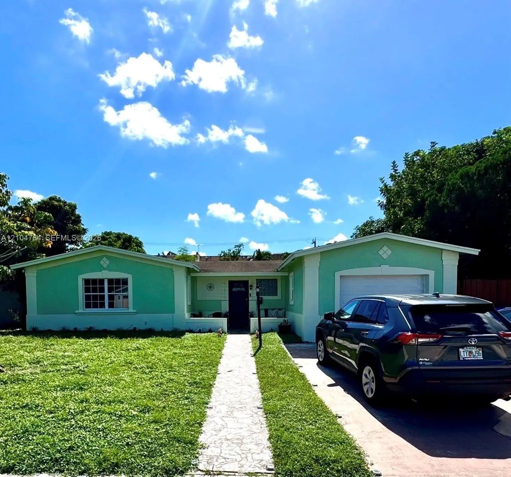 6472 Sw 10th Court, North Lauderdale
