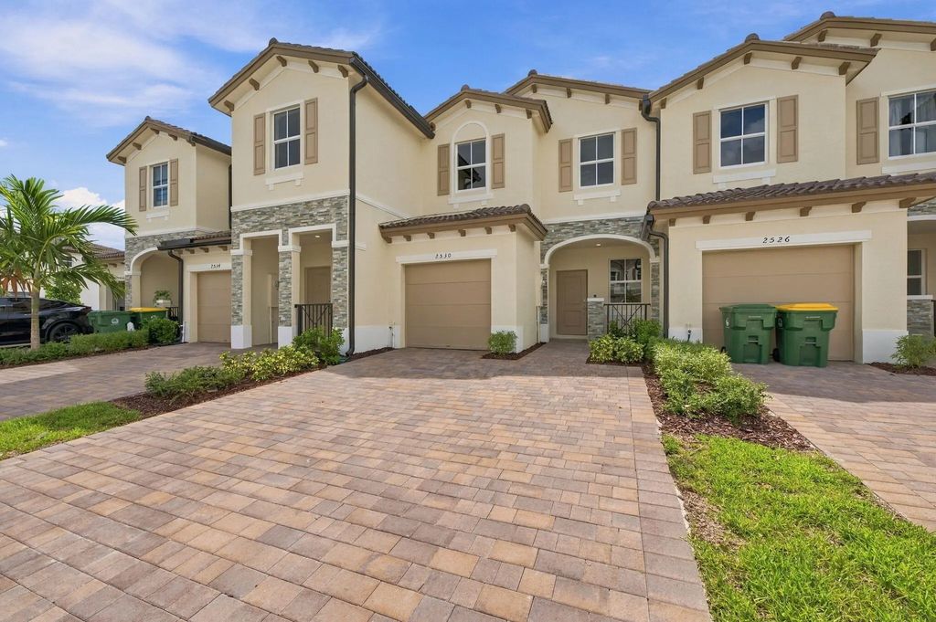 2530 Se 25 Drive, Homestead