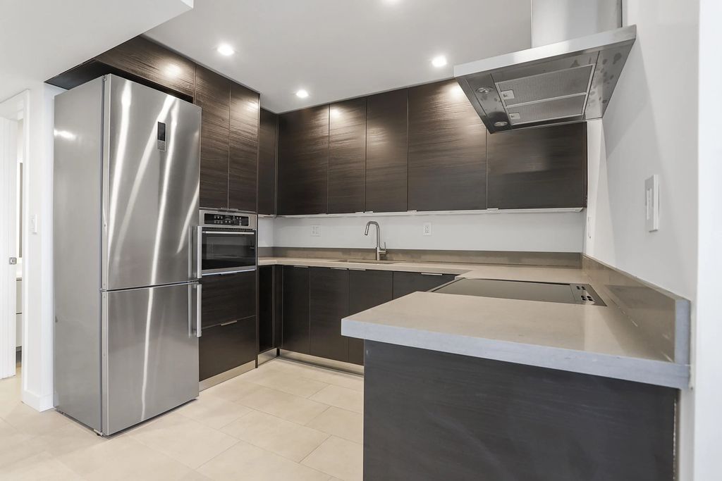 3001 W Rolling Hills Circle #708, Davie