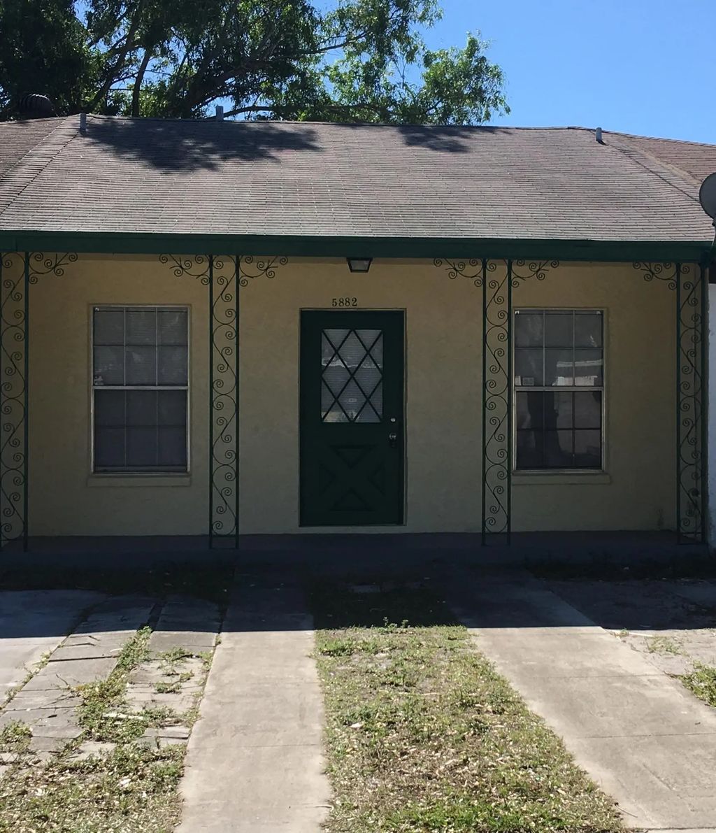 5882 S 38th Street, Greenacres