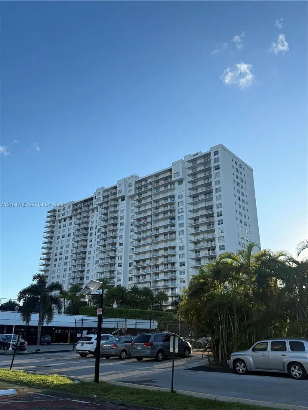2801 Ne 183rd Street #308w, Aventura