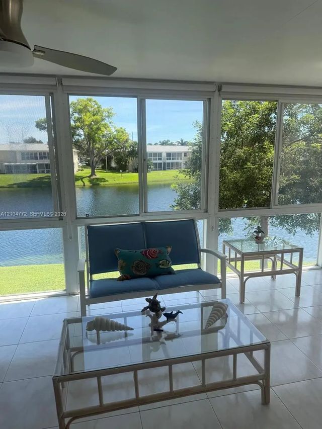 1421 Nw 19th Terrace #202, Delray Beach