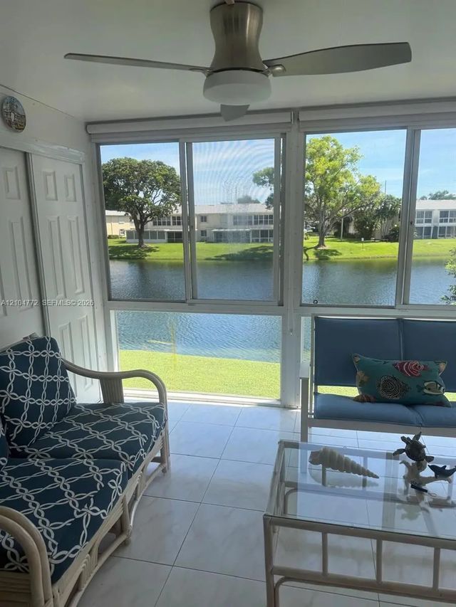 2 of 34 - 1421 Nw 19th Terrace #202, Delray Beach, FL