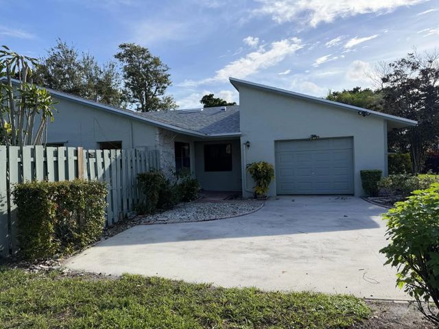 2 of 2 - 866 Nw 25th Avenue, Delray Beach, FL