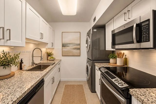 3 of 44 - 5055 Nw 7th Street #908, Miami, FL