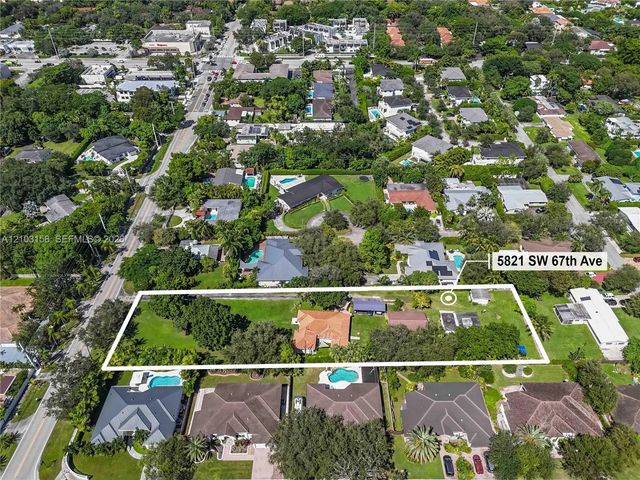 5821 Sw 67th Avenue, South Miami
