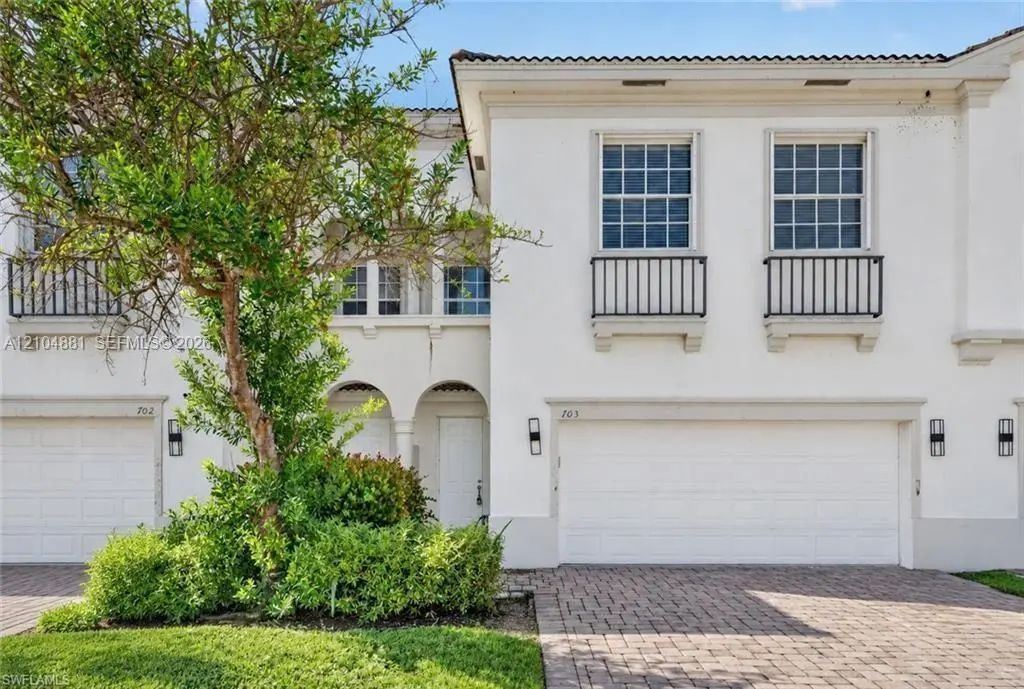 7032 Ambrosia #703, Naples