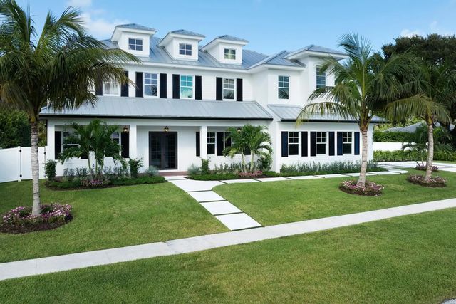 11823 Lake Shore Place, North Palm Beach