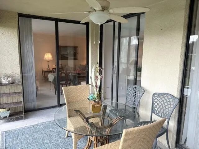 4 of 12 - 5380 Woodland Lakes Drive #216, Palm Beach Gardens, FL