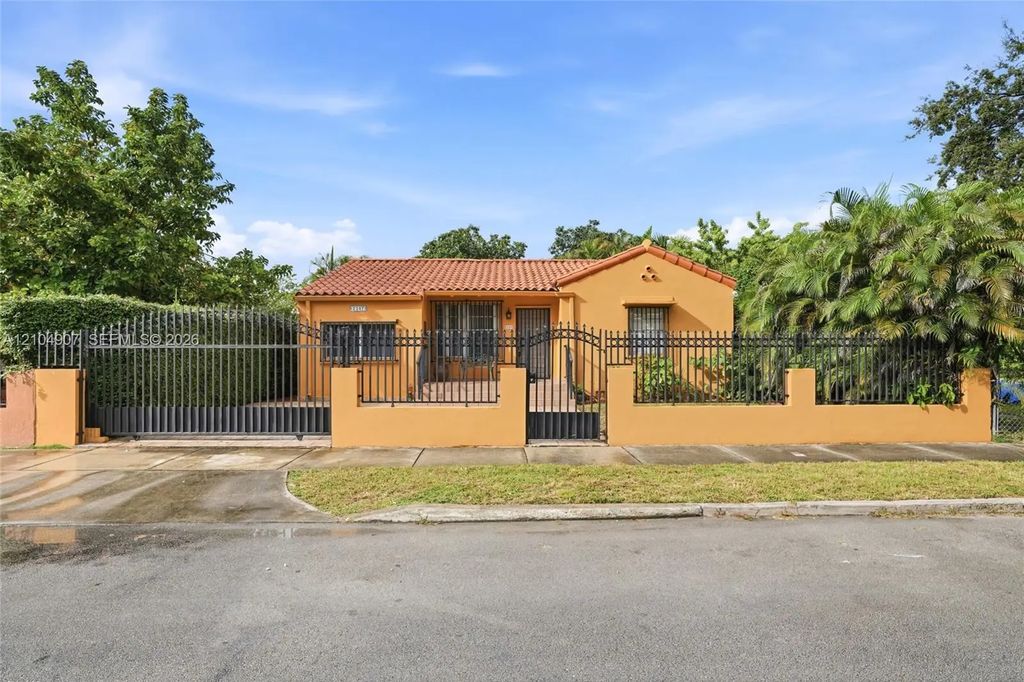 2347 Sw 18th Street, Miami