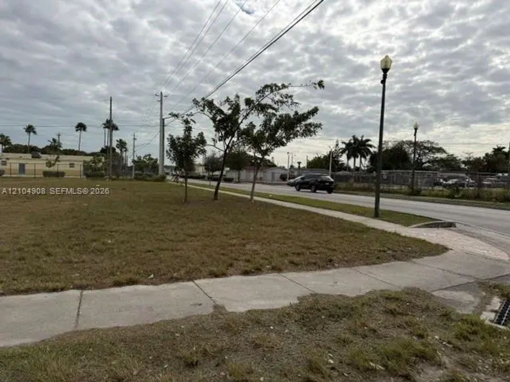 Sw 4 St Sw 4 St Sw 12 Avenue, Homestead