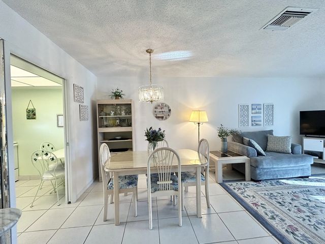 5 of 43 - 2653 Dudley Drive W #f, West Palm Beach, FL