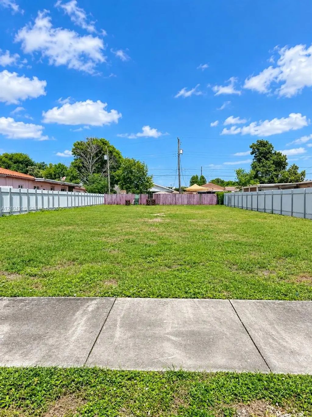 941 E 31st Street, Hialeah