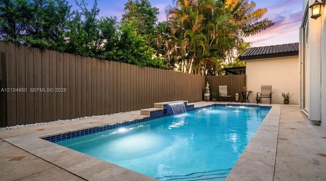 2 of 29 - 1084 Sw 142nd Place, Miami, FL