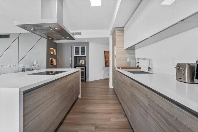 5 of 53 - 300 Sunny Isles Boulevard #4-1802, Sunny Isles Beach, FL