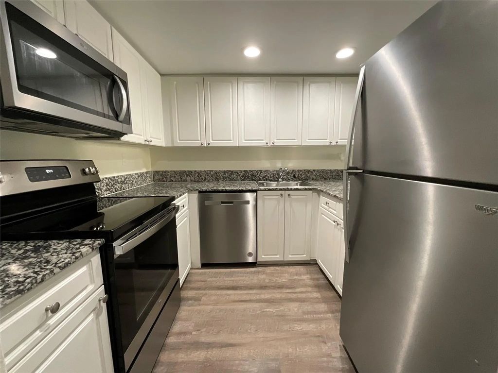 19455 Ne 10 Avenue #6-403, North Miami Beach