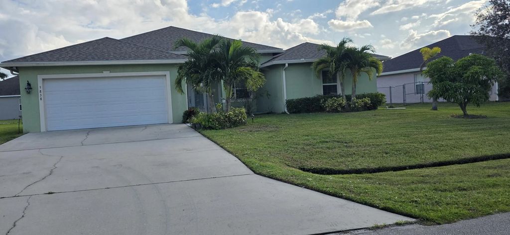 5838 Nw Gillespie Avenue, Port St. Lucie