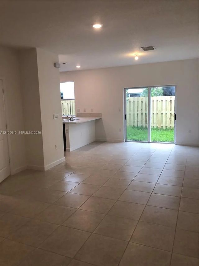 2 of 24 - 2610 Se 13th Street, Homestead, FL