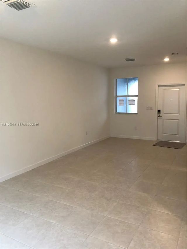 3 of 24 - 2610 Se 13th Street, Homestead, FL