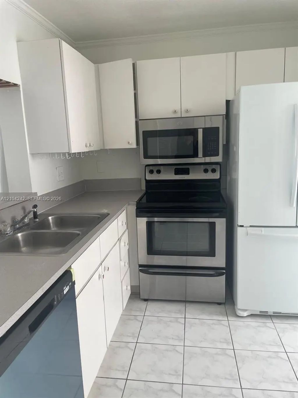 12025 Sw 14th Street #203, Miami
