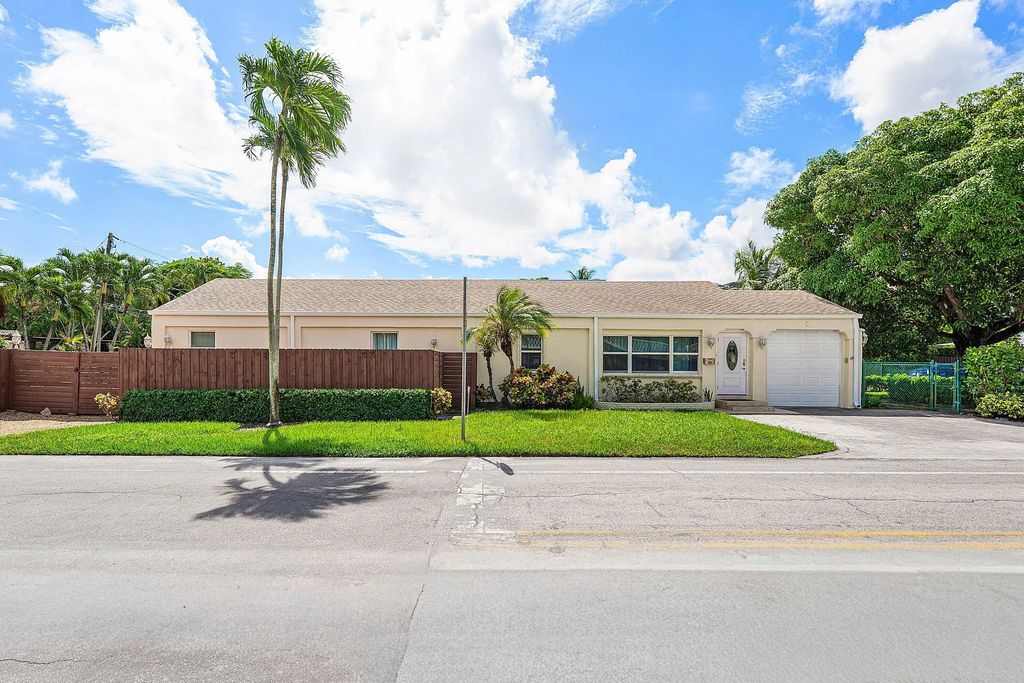 800 Ne 6th Street #1, Fort Lauderdale