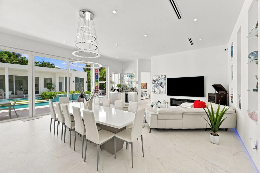 110 Ne 16th Place, Fort Lauderdale