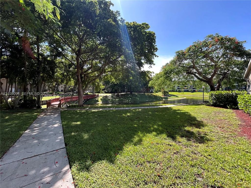 1780 Palm Cove Boulevard #6-305, Delray Beach