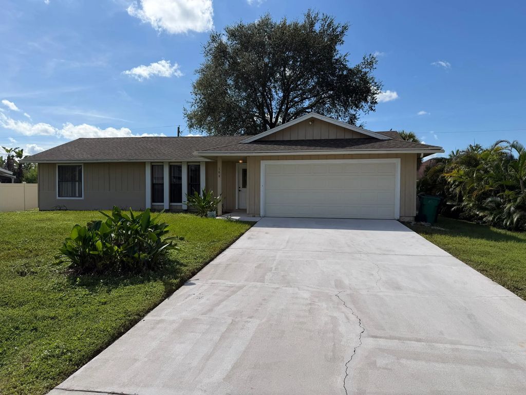 166 Sw Ray Avenue, Port St. Lucie