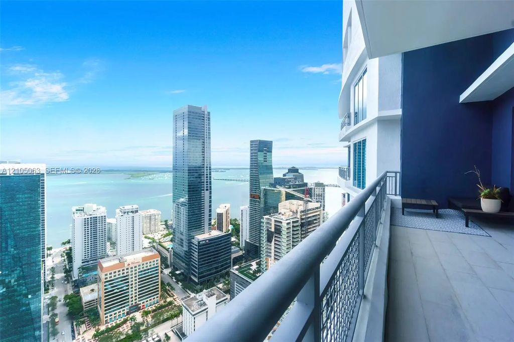 60 Sw 13th Street #4802, Miami