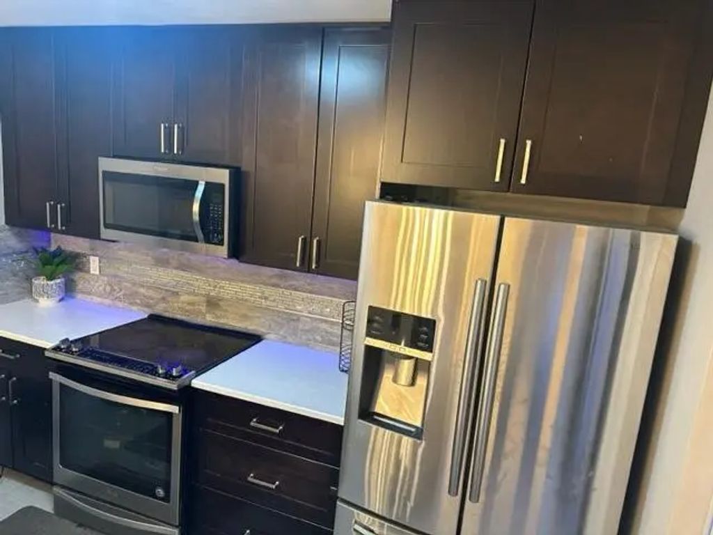 5584 Nw 59th Place, Tamarac