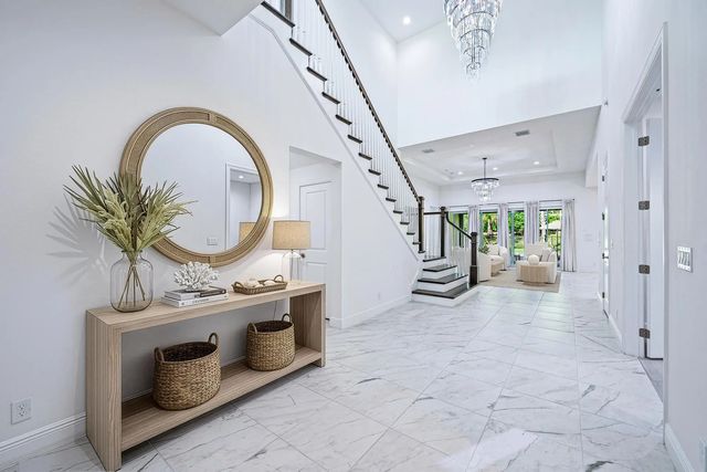 2 of 29 - 9224 Crestview Circle, Palm Beach Gardens, FL