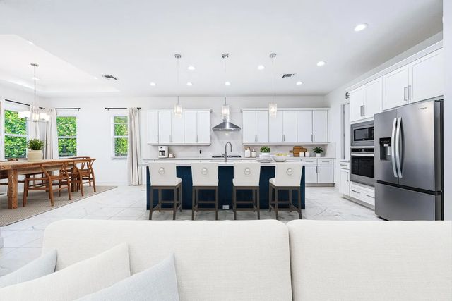 4 of 29 - 9224 Crestview Circle, Palm Beach Gardens, FL
