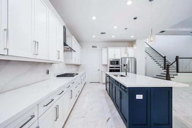 5 of 29 - 9224 Crestview Circle, Palm Beach Gardens, FL