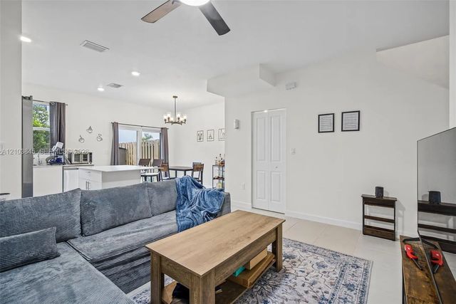 4 of 25 - 35703 Sw 178th Place, Homestead, FL
