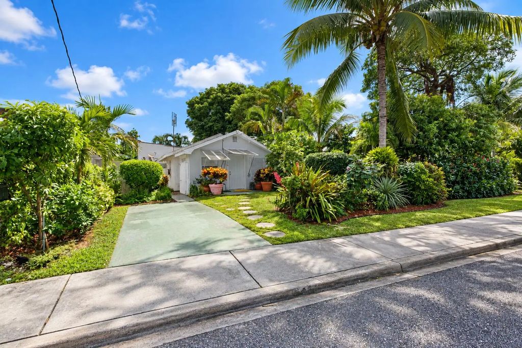 906 S J Street, Lake Worth Beach