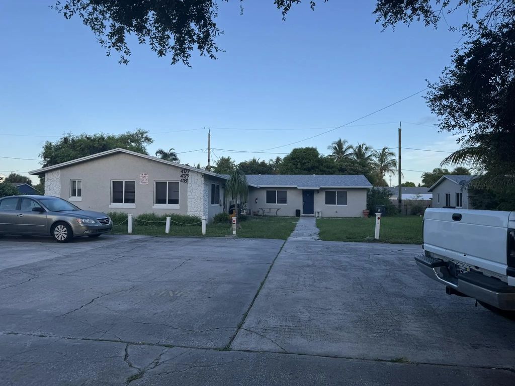 4165 42nd Avenue S, Lake Worth Beach