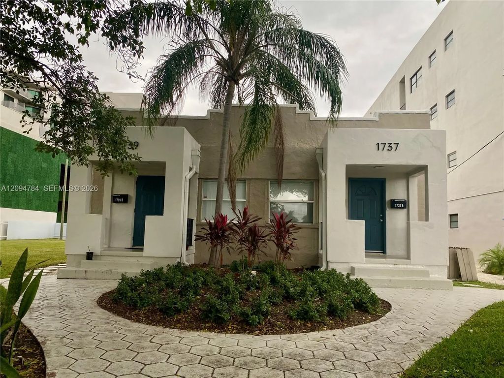 1737 Dewey Street, Hollywood