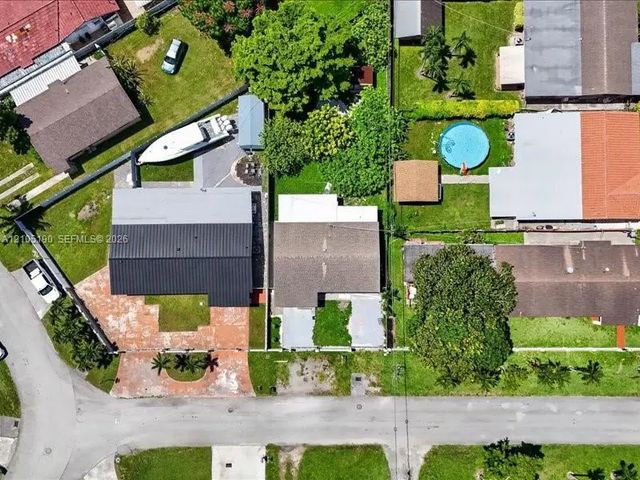 2 of 21 - 11970 Sw 4th Terrace, Miami, FL