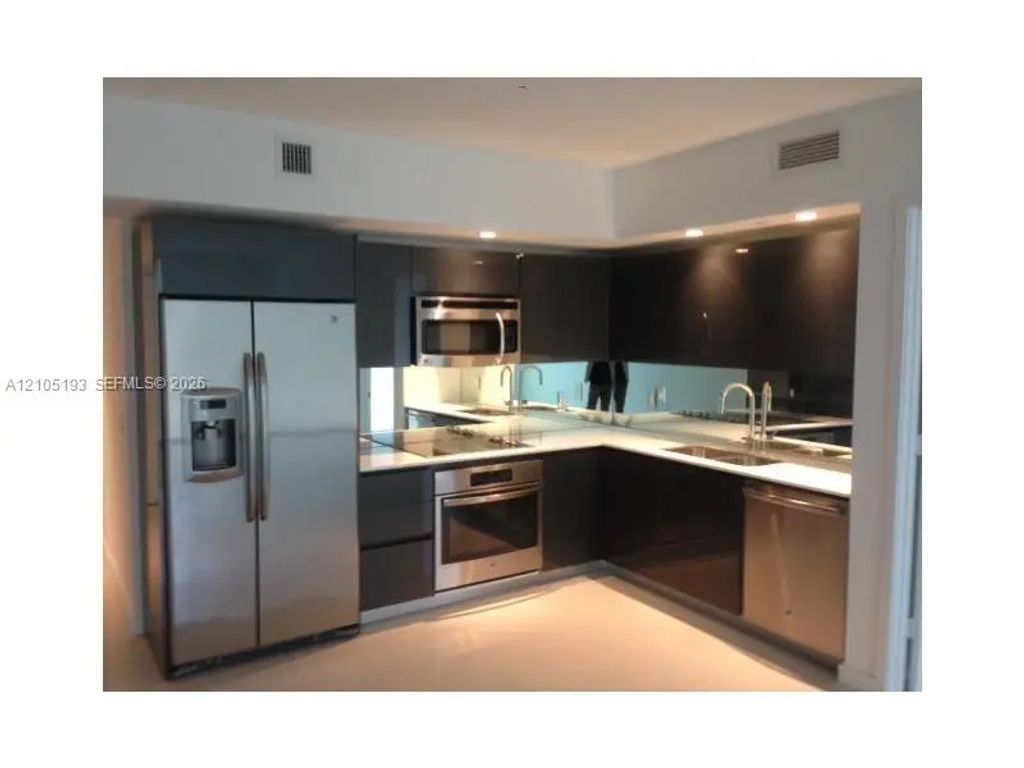31 Se 6th Street #307, Miami