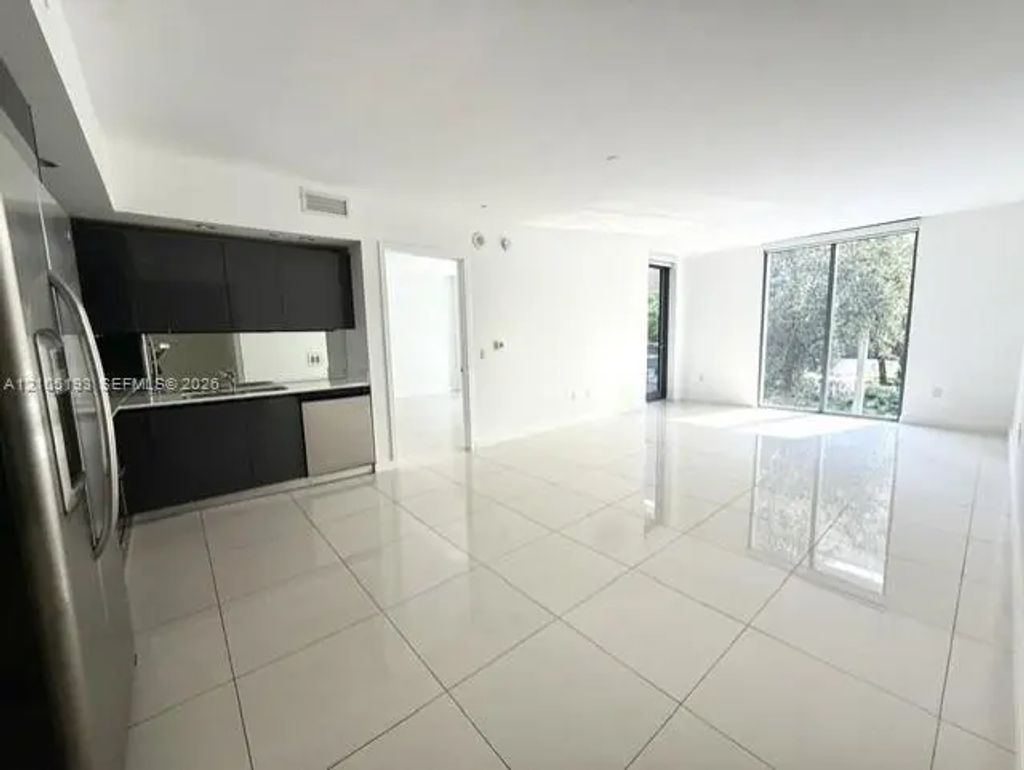 31 Se 6th Street #307, Miami