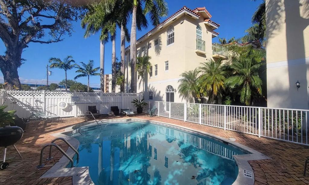 3356 Bird Avenue #4, Miami