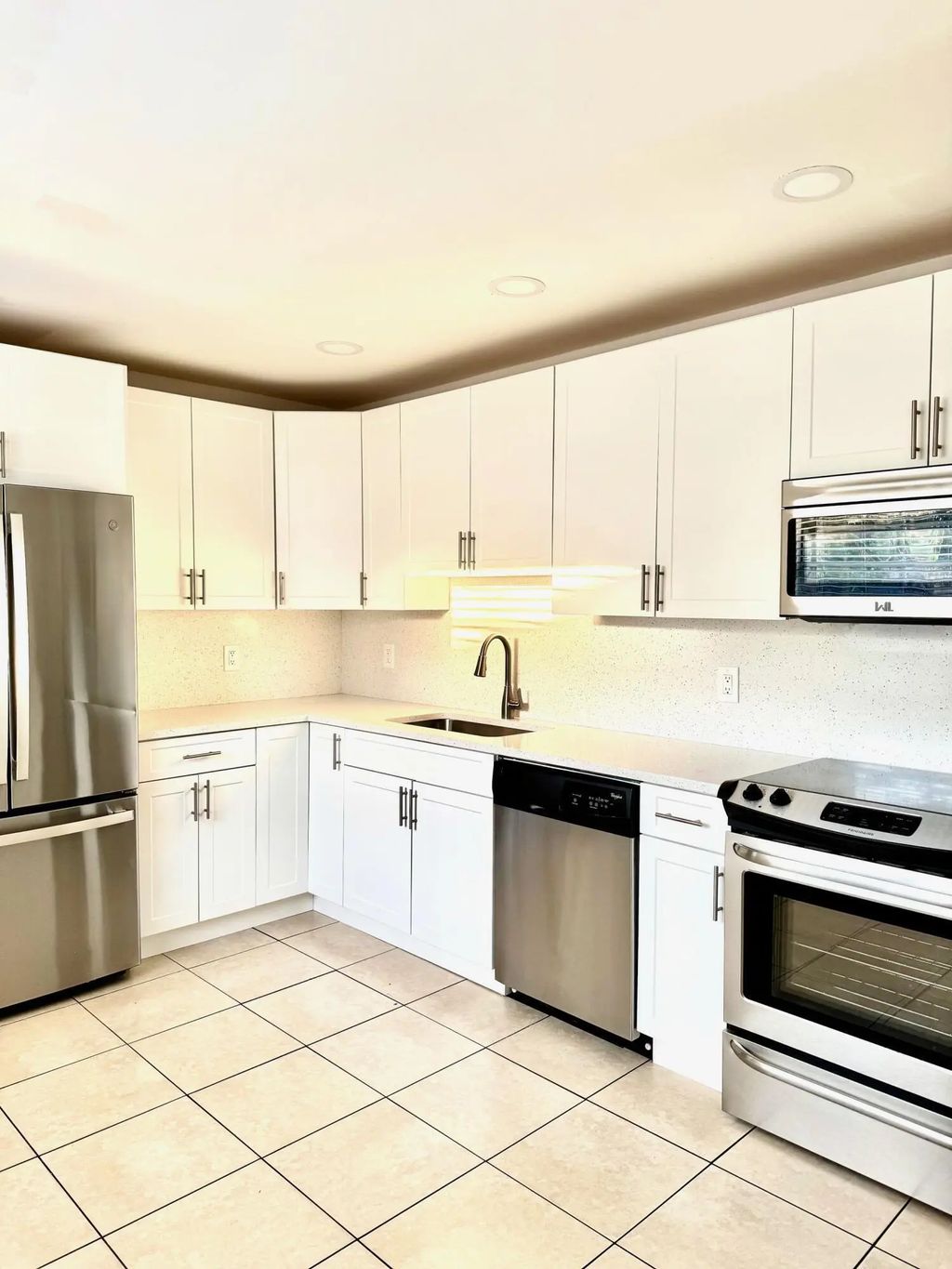 5547 Papaya Road, Royal Palm Estates