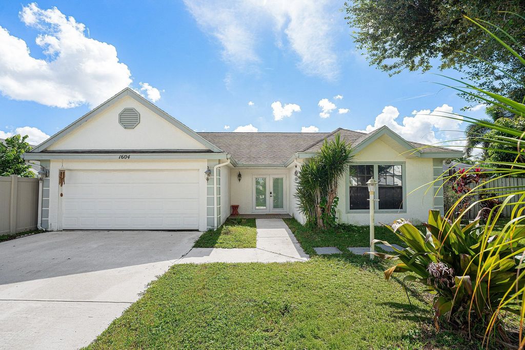 1604 Bayridge Place, Wellington