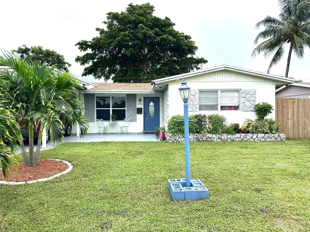 2751 Sw 4th Court, Fort Lauderdale