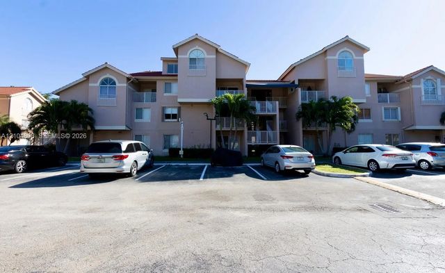 2 of 46 - 10451 Sw 157th Place #303, Miami, FL